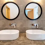 Rodon House Hotel