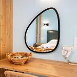 Hotel Rodon House 3*