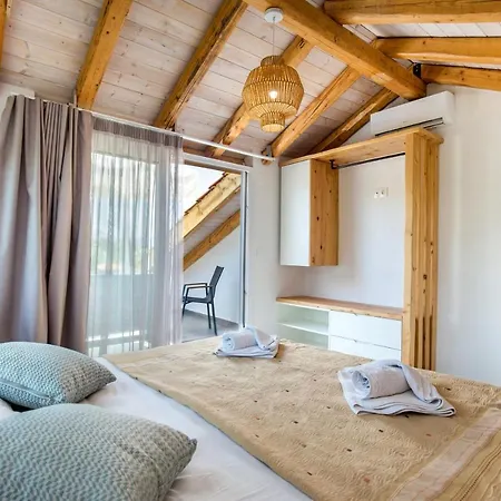 Отель Rodon House 3*