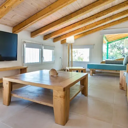 Отель Rodon House Лименария