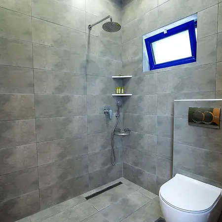 Rodon House 3*