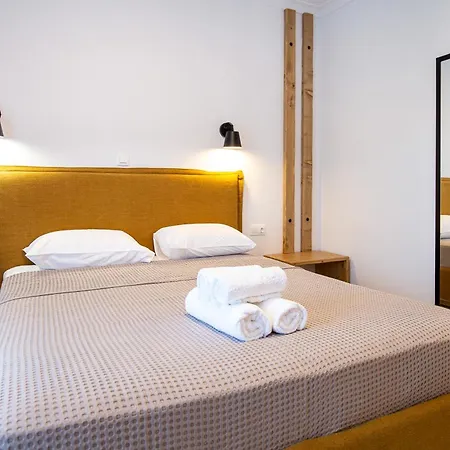 Hotel Rodon House 3*