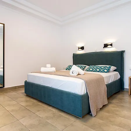 Hotel Rodon House 3*