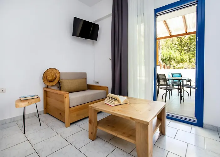 Hotel Rodon House 3*